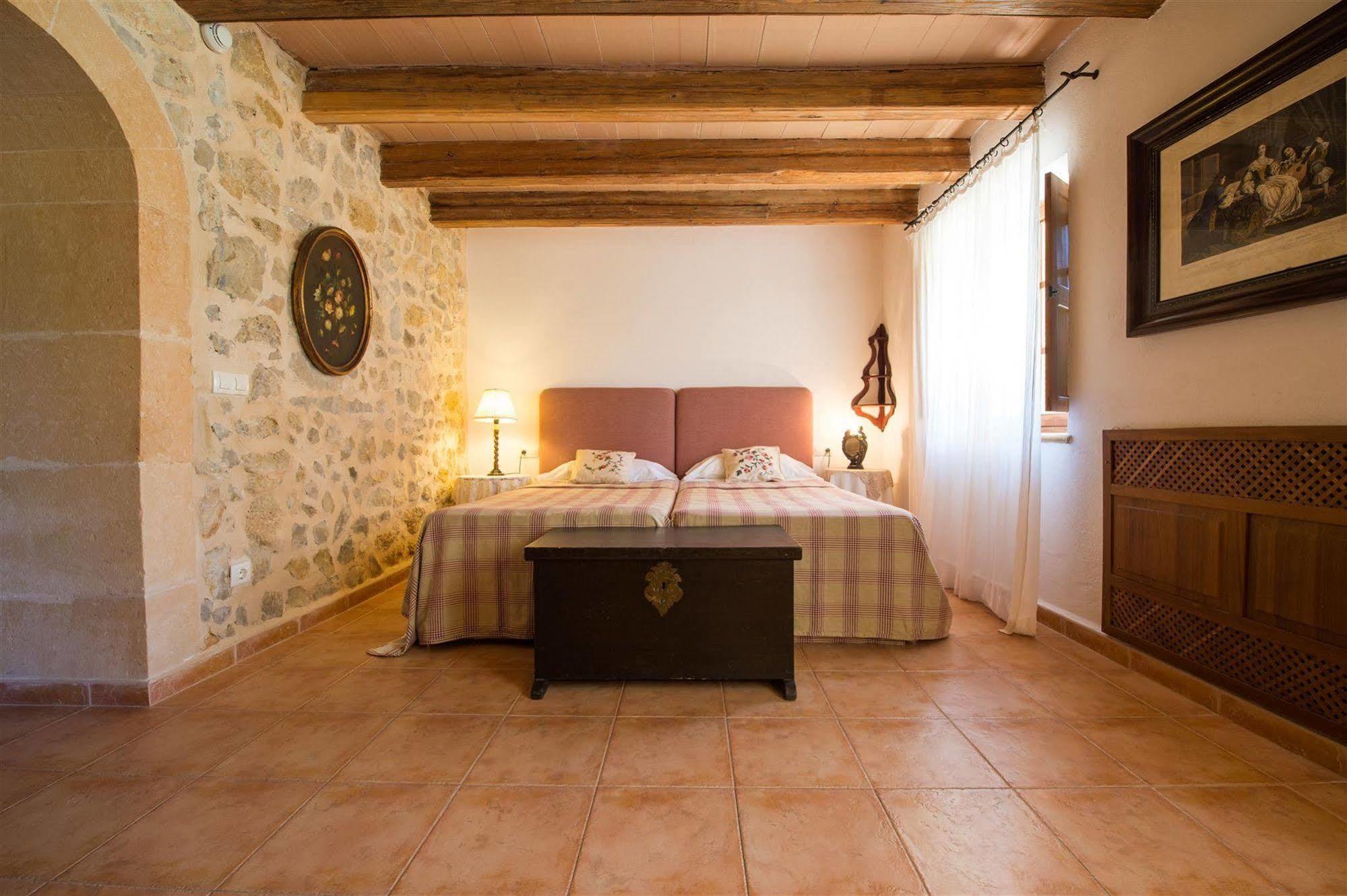 Hotel Rural Can Feliu Porreres Exterior foto